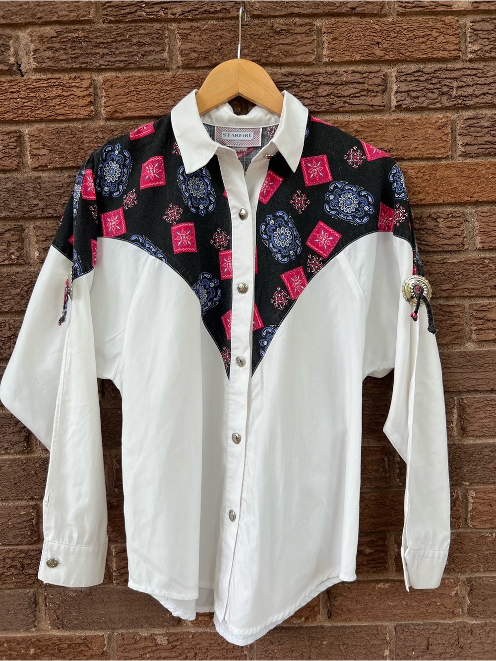 80s vintage Starfire western button up shirt with silver details size small